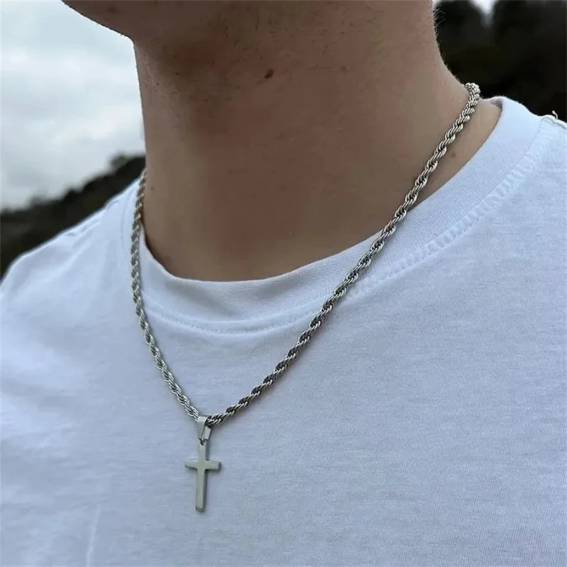 Nouveau collier pendentif croix