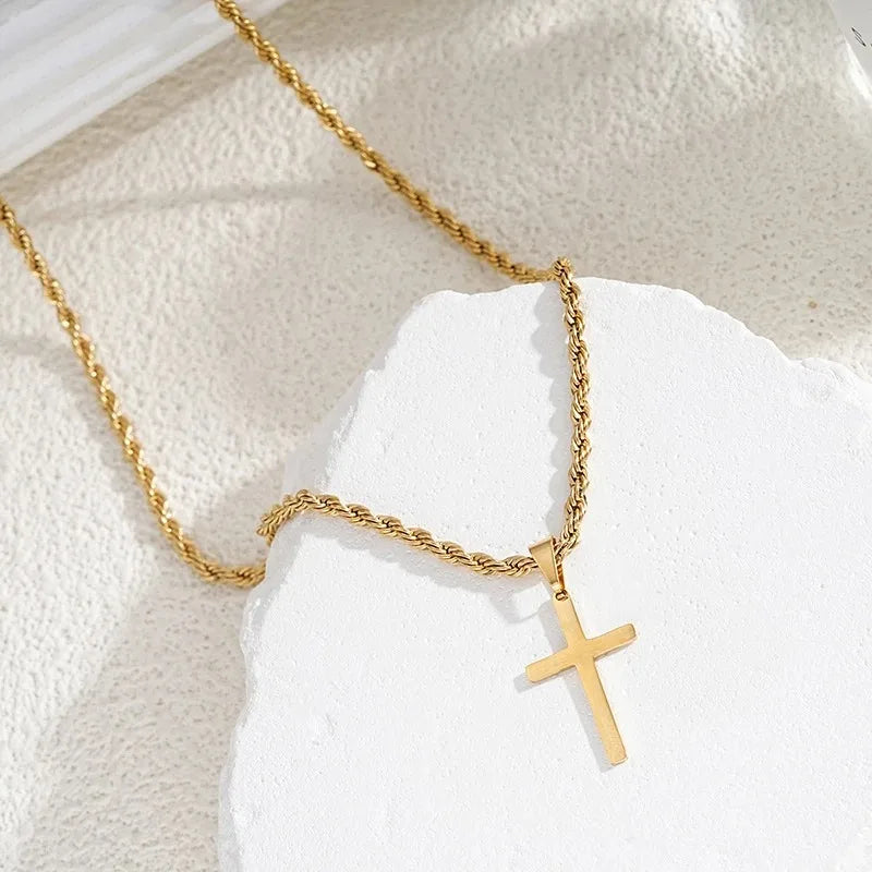 Nouveau collier pendentif croix